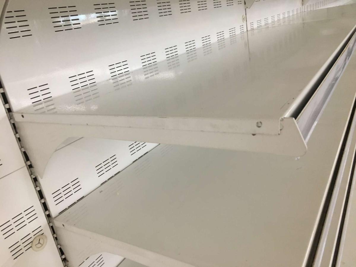 Fali ajtós hűtőregál- hűtőbútor, 3,75 méter – termékfotó hátulról