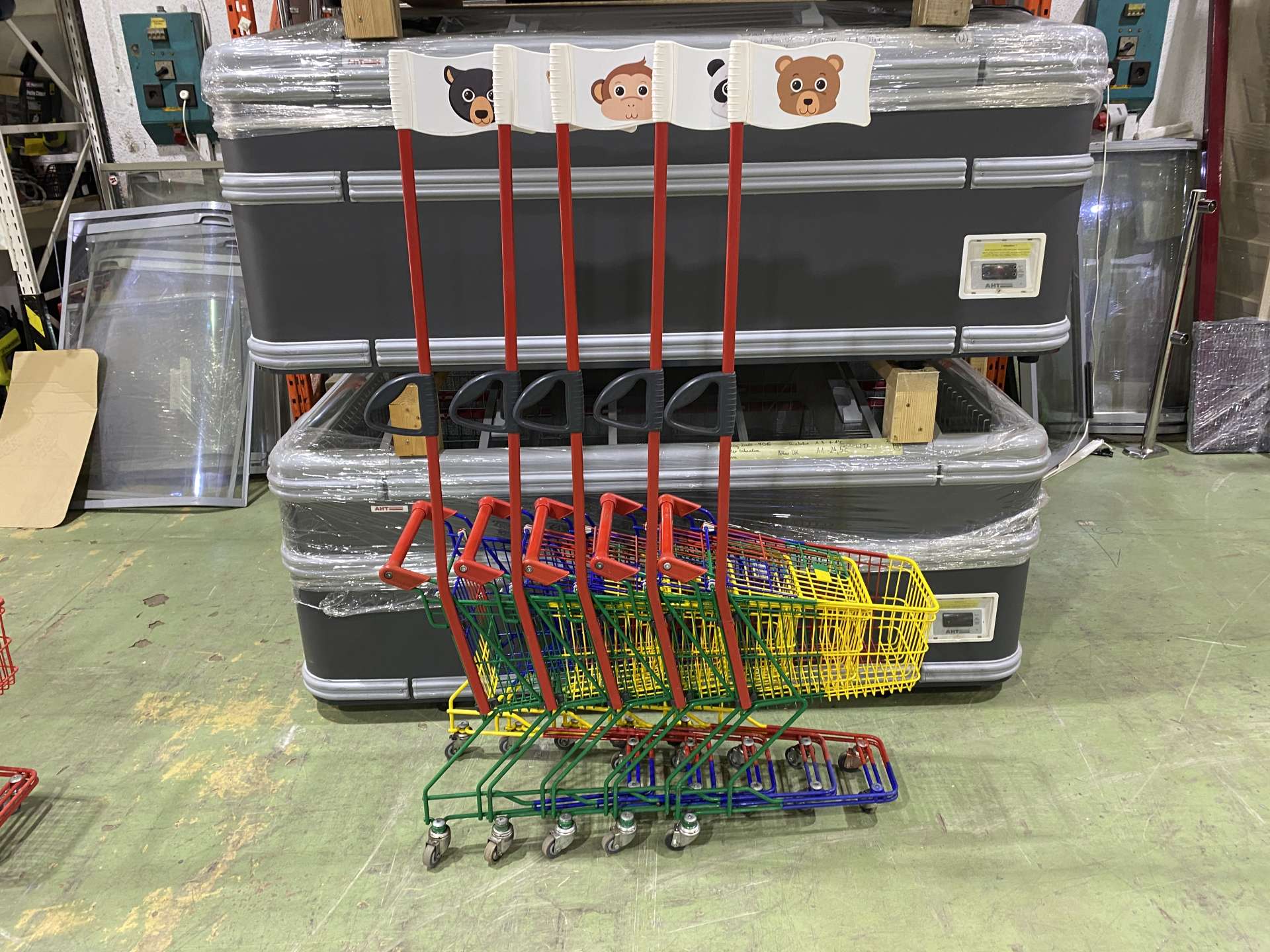 Wanzl DR22 bevásárlókocsi piros műanyagokkal