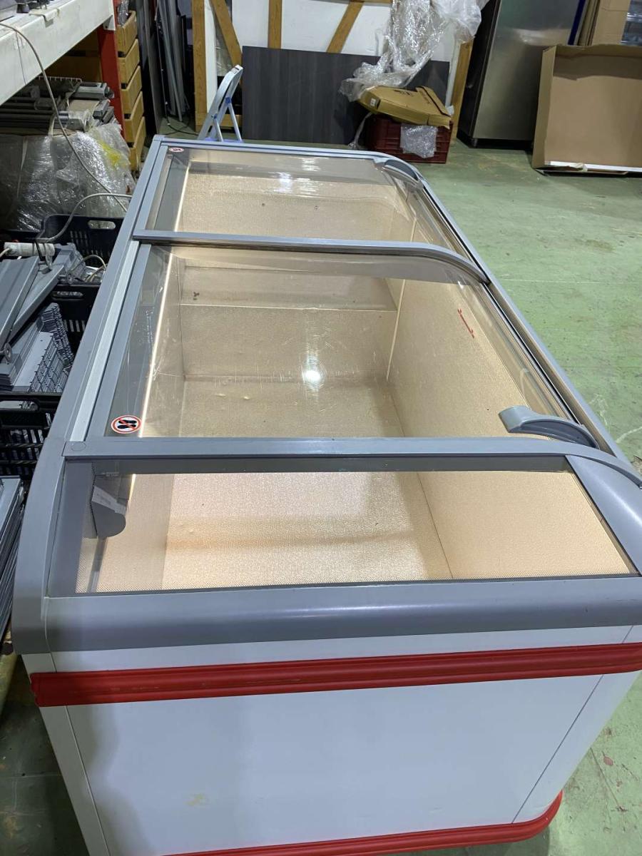 AHT Paris 185 fagyasztóláda – termékfotó felülnézet