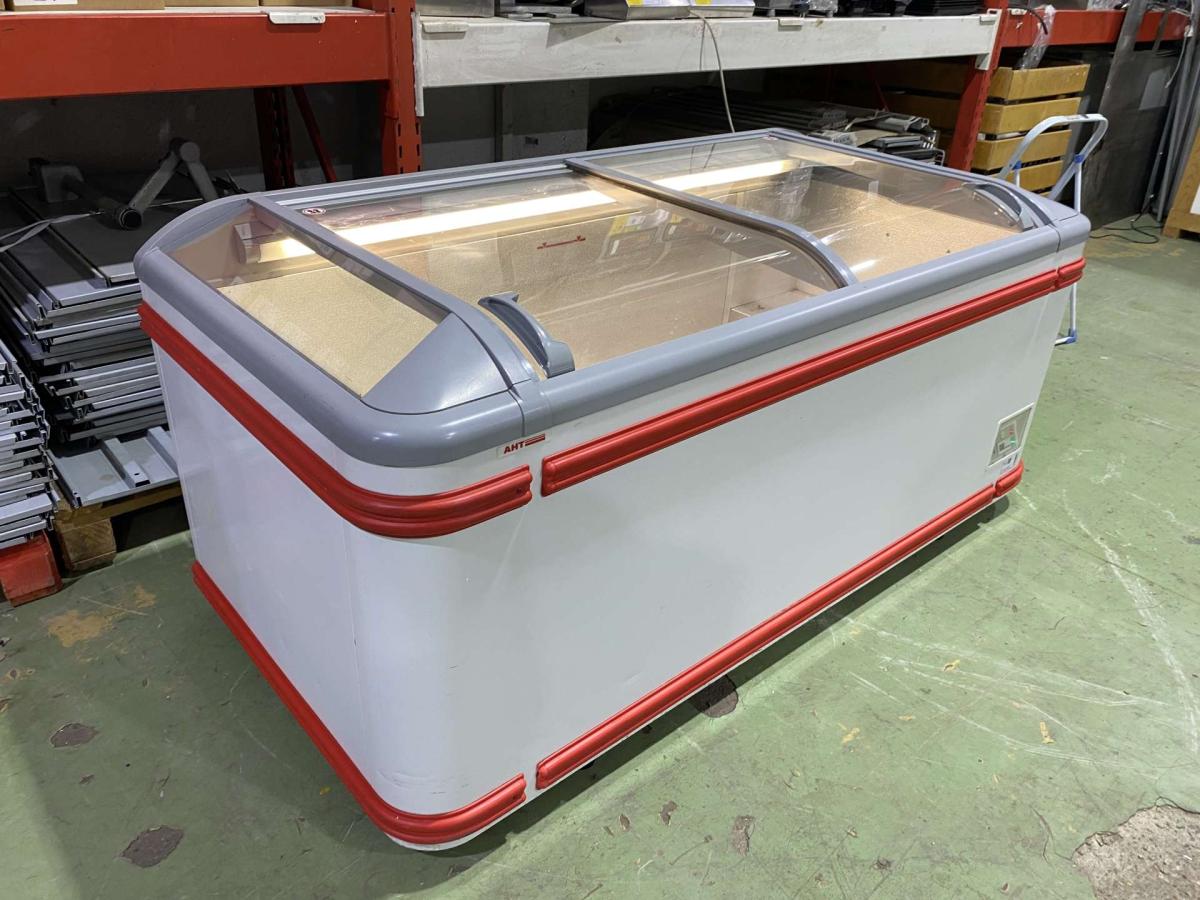 AHT Paris 185 fagyasztóláda – termékfotó alulnézet