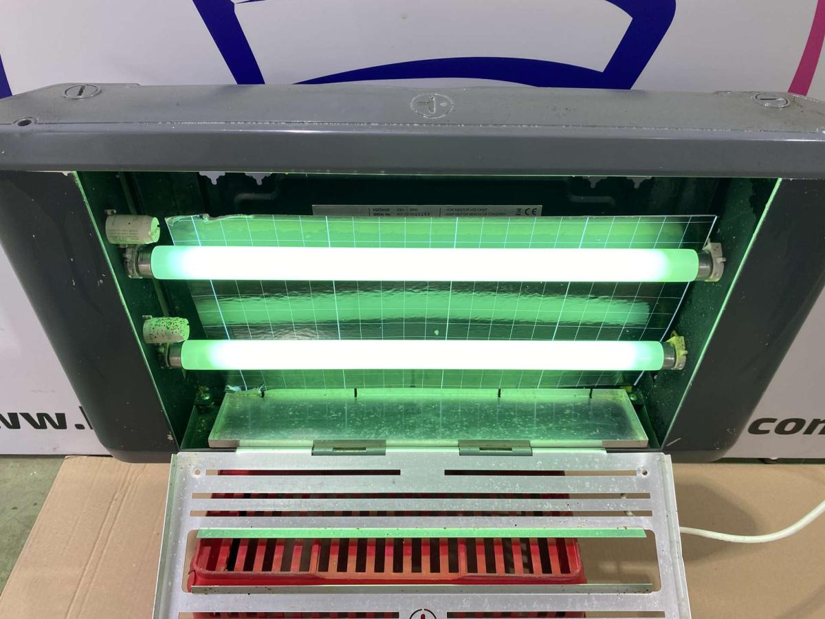 Rovarcsapda "Halo 30" – termékfotó hátulról