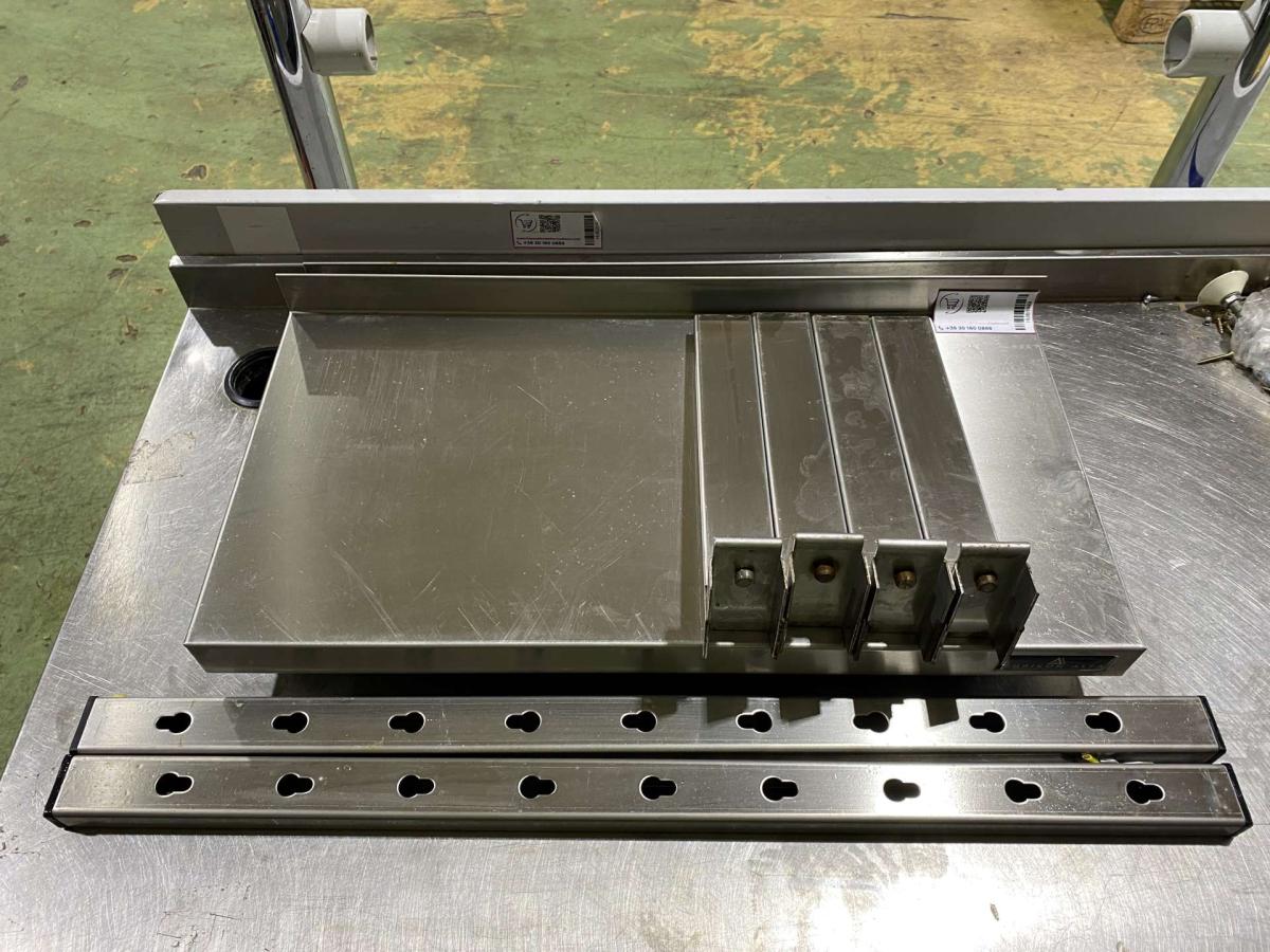 Rozsdamentes polc 60*30 – termékfotó elölnézet