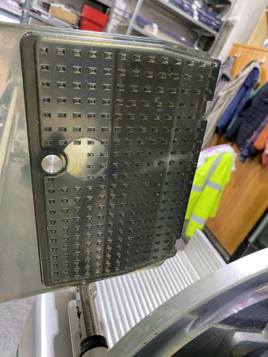 Bizerba VS 8 szeletelőgép – termékfotó részlet