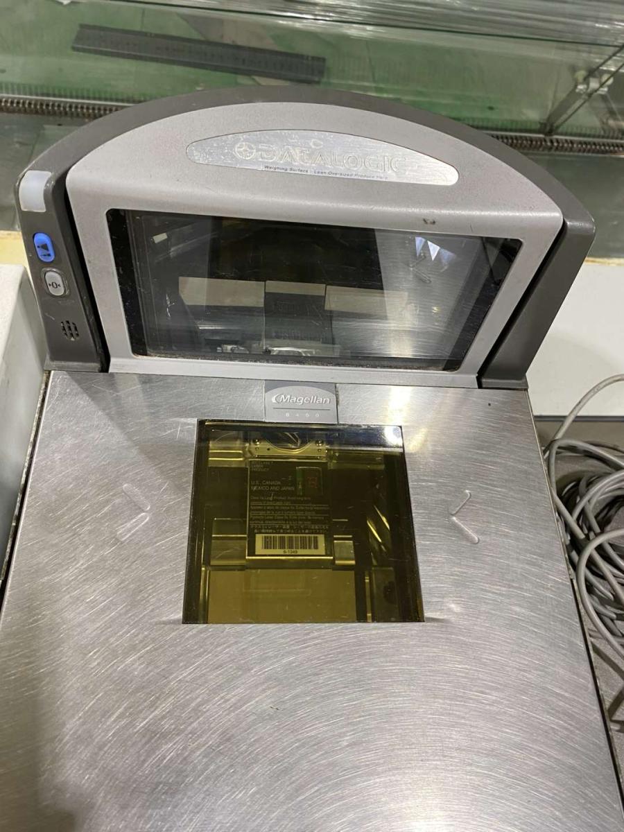 Magellán 8400 pultba építhető mérleg - szkenner – termékfotó alulnézet