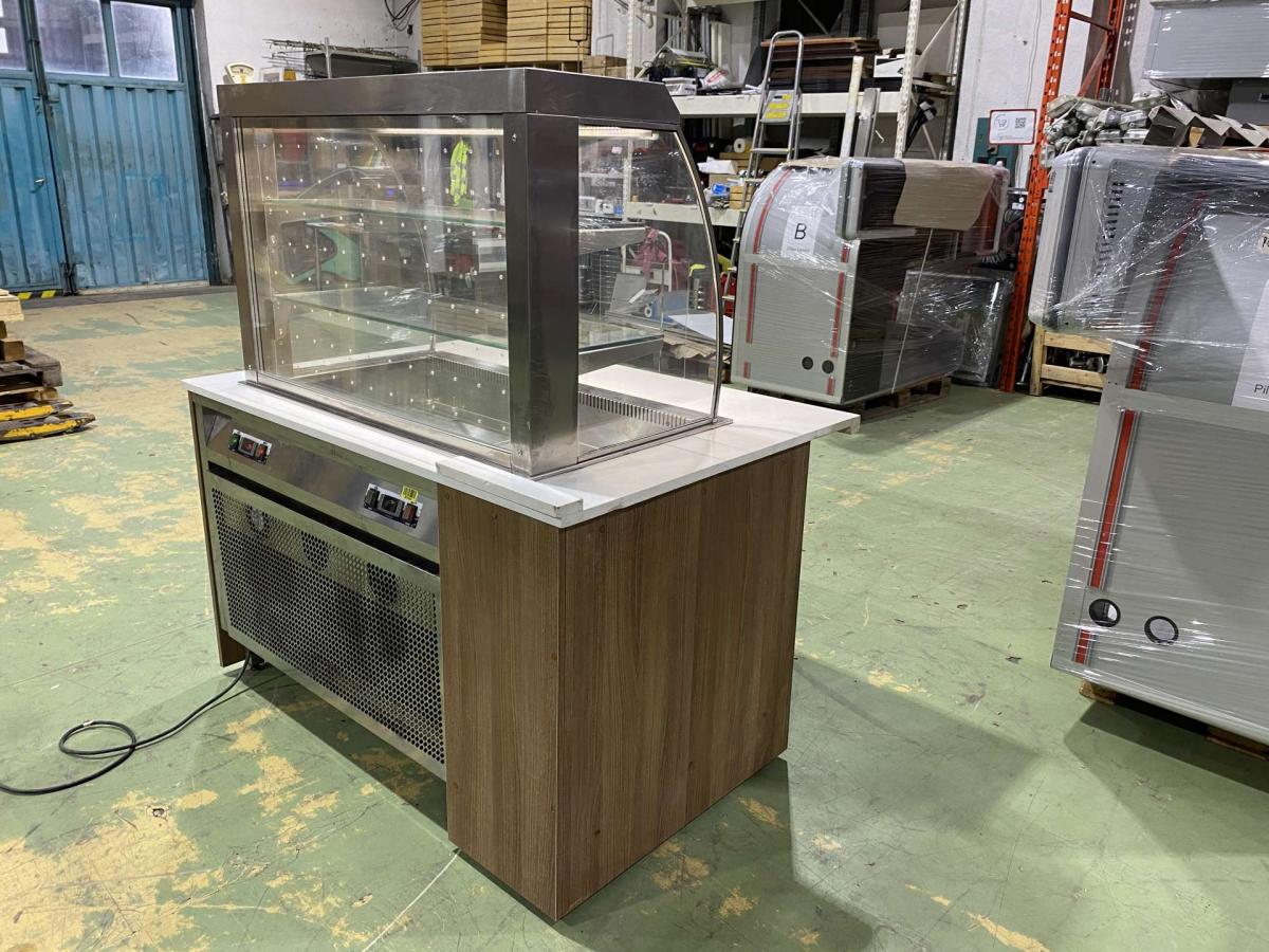 Önkiszolgáló hűtött vitrin – termékfotó részlet